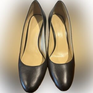 Michael Kors Black Pumps